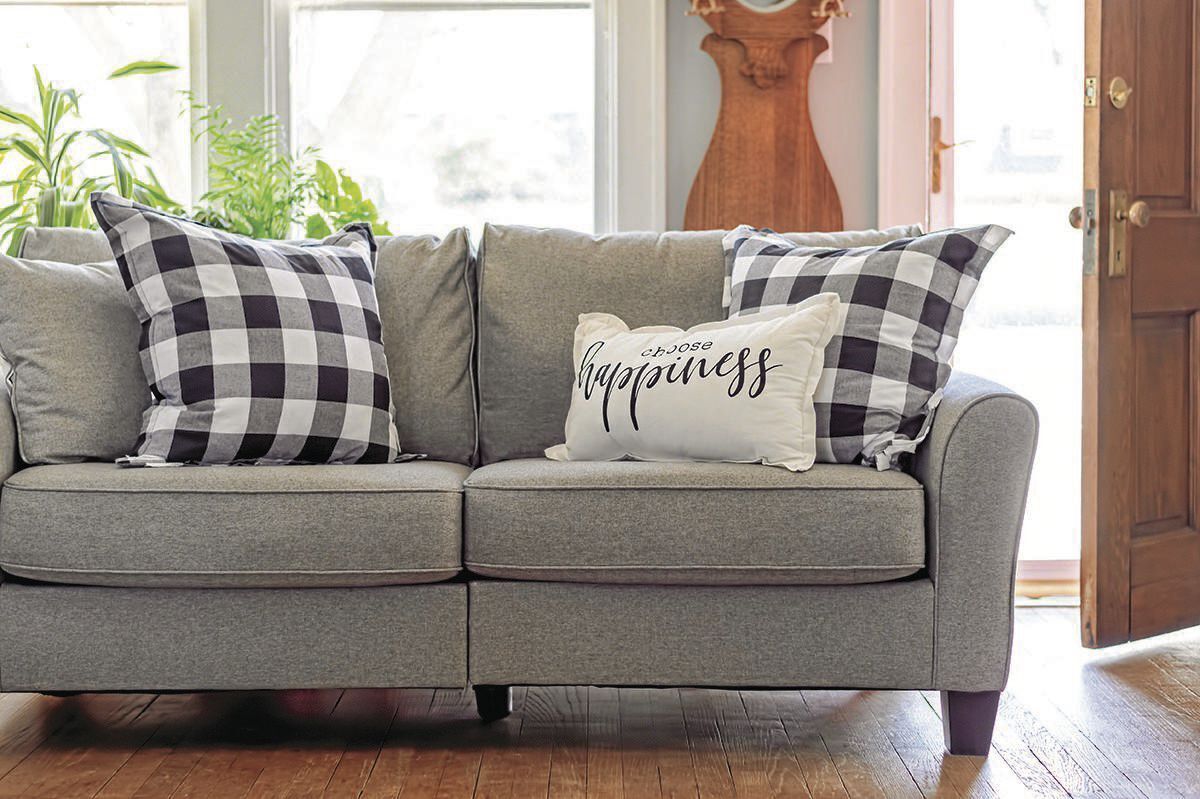 Cozy modern farmhouse home interior